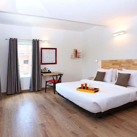 Oyo Townhouse 015 Lajpat Nagar Hotel New Delhi Luaran gambar