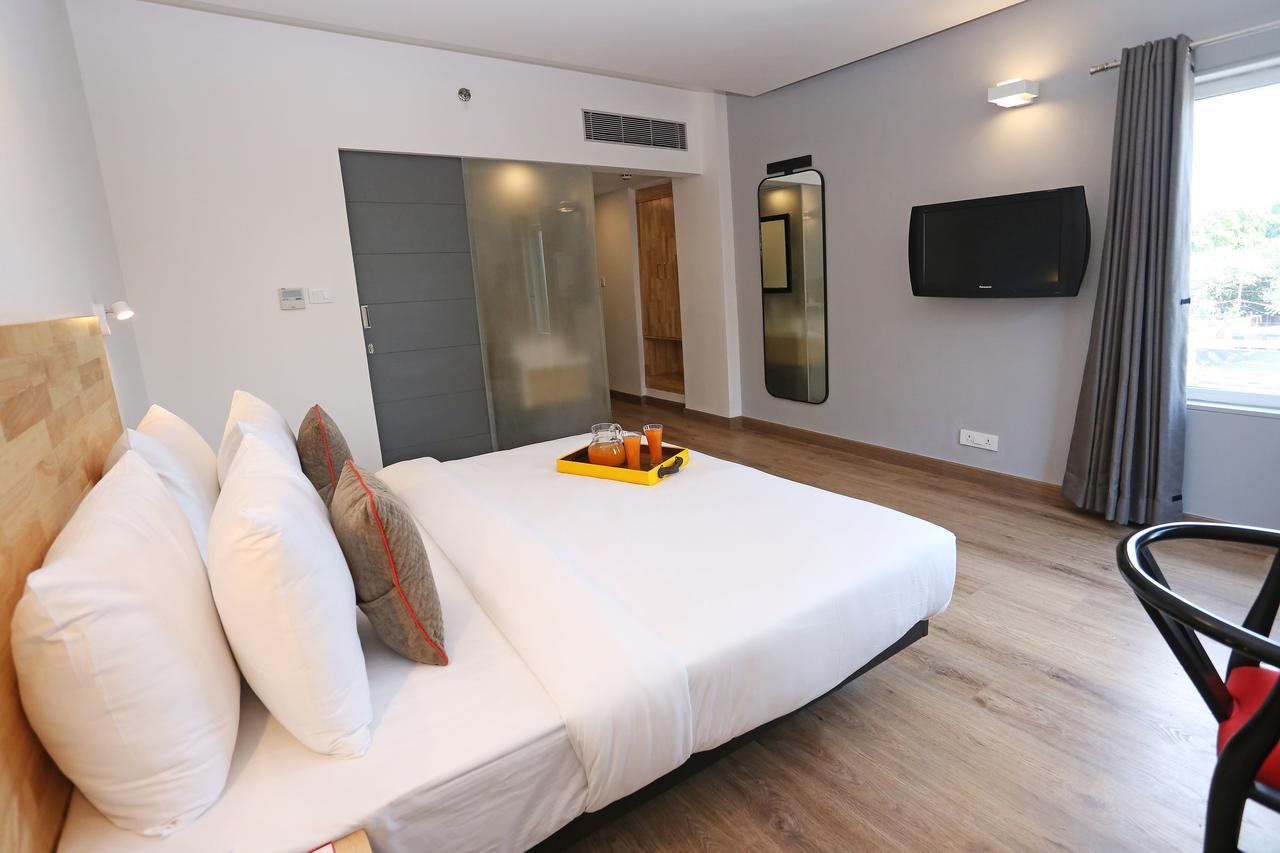 Oyo Townhouse 015 Lajpat Nagar Hotel New Delhi Luaran gambar