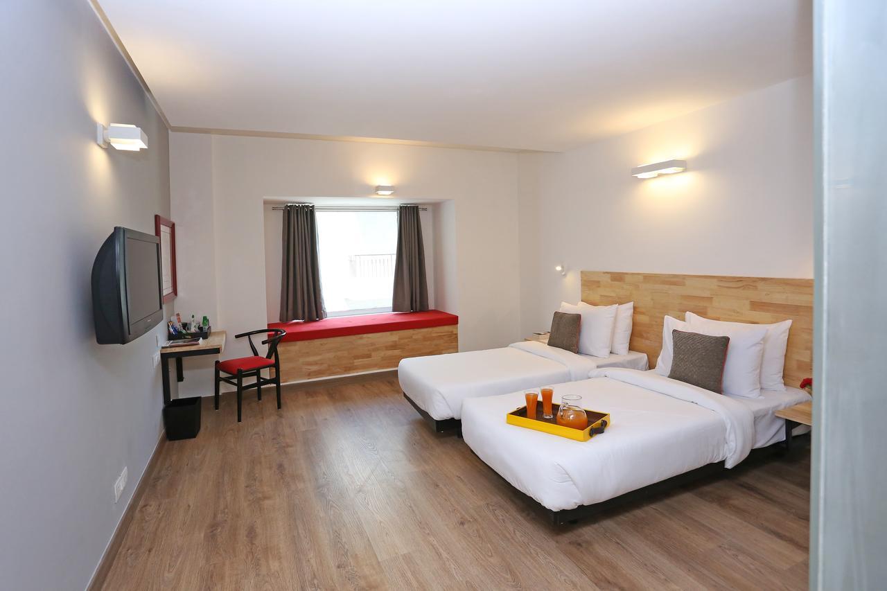 Oyo Townhouse 015 Lajpat Nagar Hotel New Delhi Luaran gambar