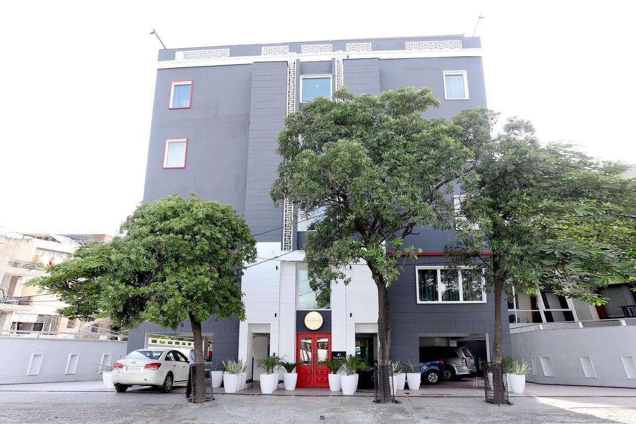 Oyo Townhouse 015 Lajpat Nagar Hotel New Delhi Luaran gambar